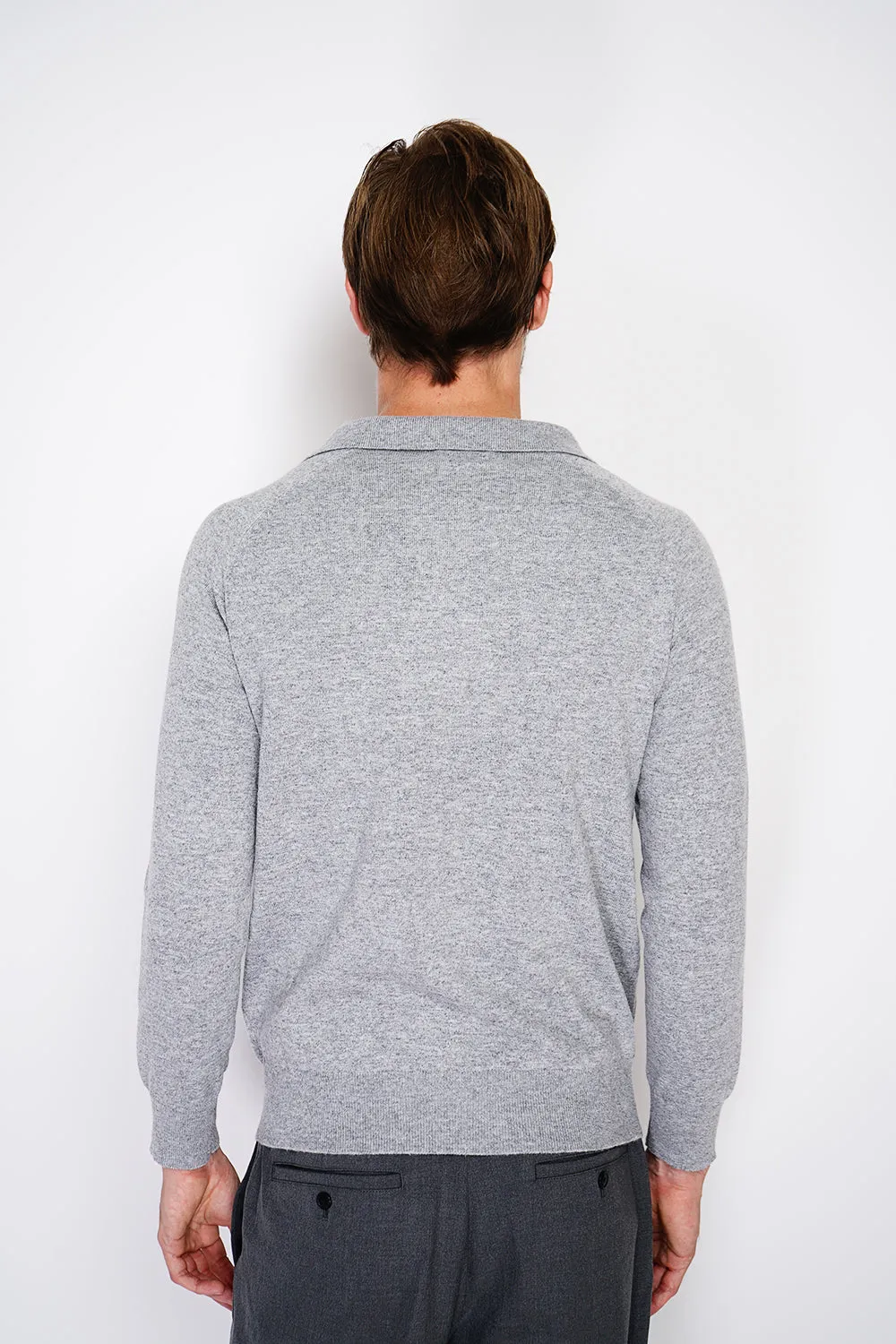 Classic polo collar sweater with long sleeves, 2-ply knitting