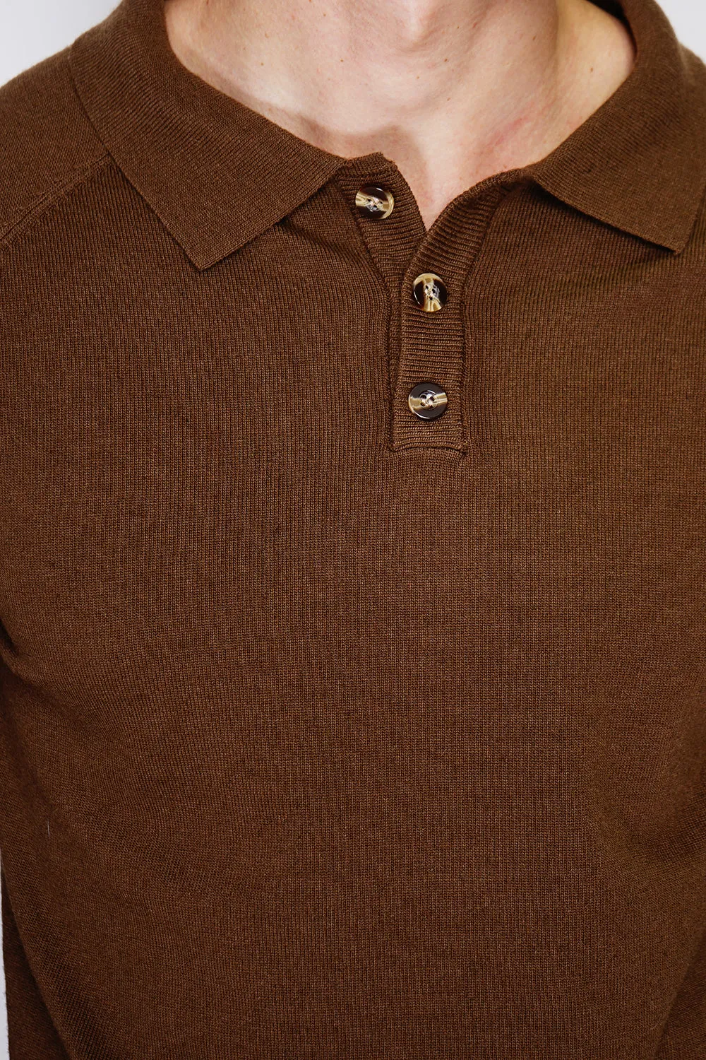 Classic polo collar sweater with long sleeves, 2-ply knitting