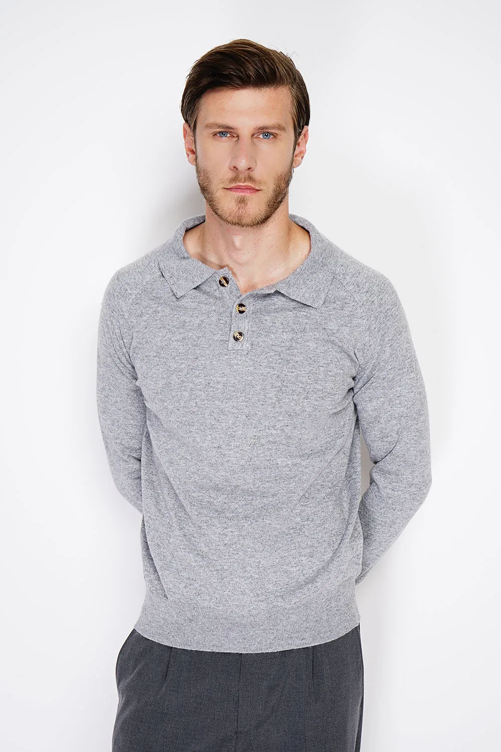Classic polo collar sweater with long sleeves, 2-ply knitting