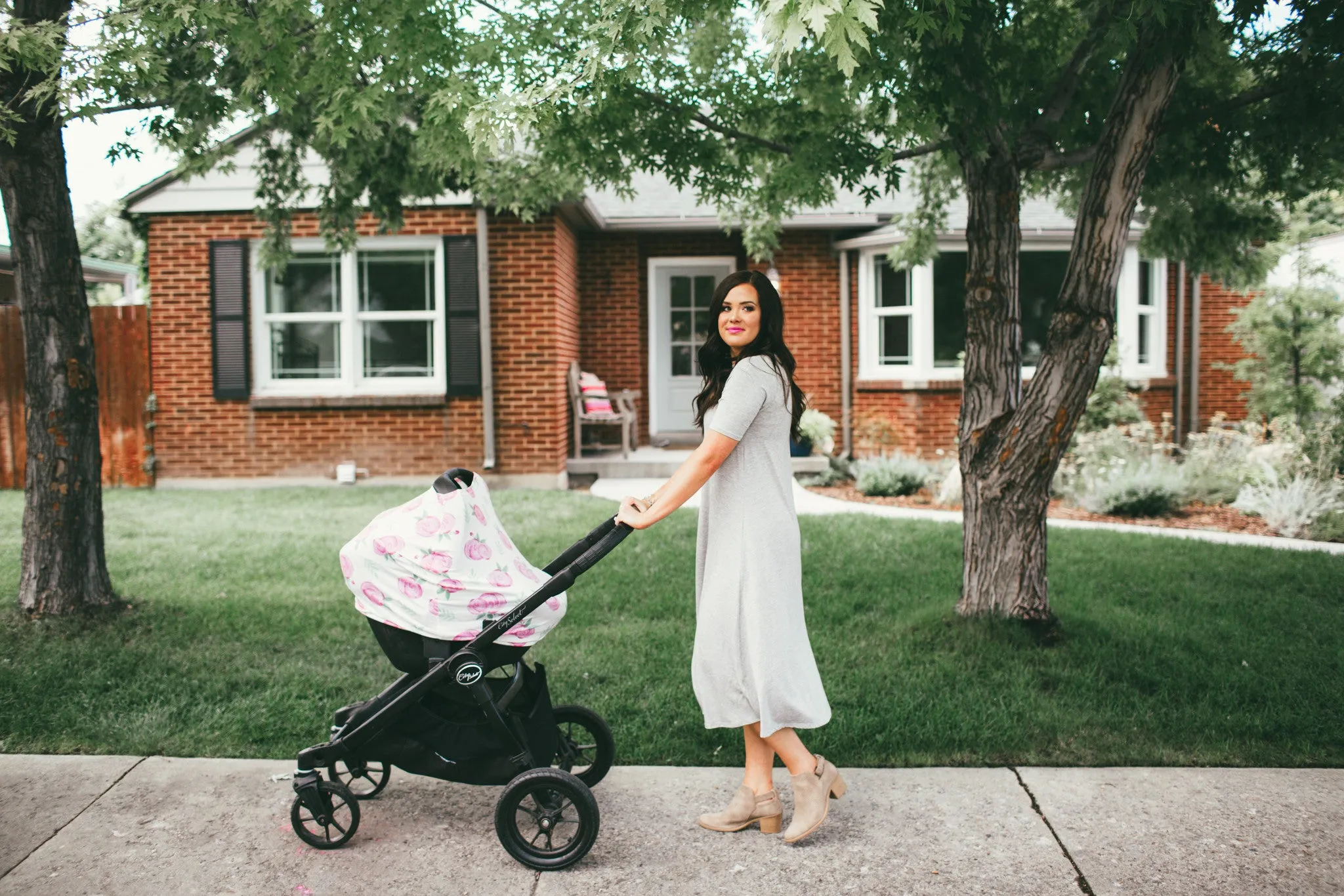 Multi Use 5 in 1 Baby Cover | Black/White Stripe